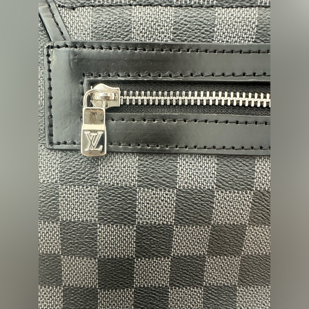 Authentic Louis Vuitton Graphite Daniel Crossbody… - image 4